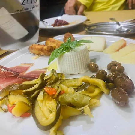 La Da Kevin * Mirto (Cosenza)